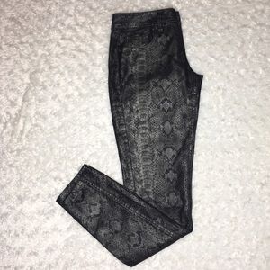 Authentic 2b Bebe Snake print Jeans